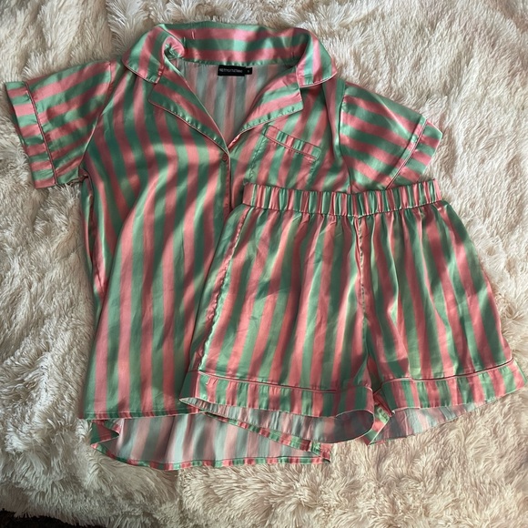 PrettyLittleThing Other - Pretty little things sleep set size small